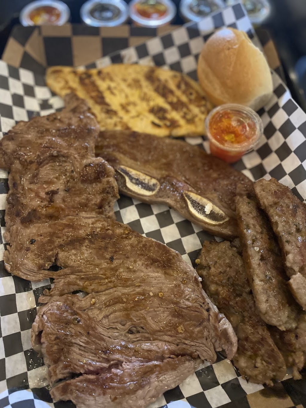 Papirrys Grill on Wheels | restaurant | 220 NE 30th St, Miami, FL 33137, USA | 3053051802 OR +1 305-305-1802