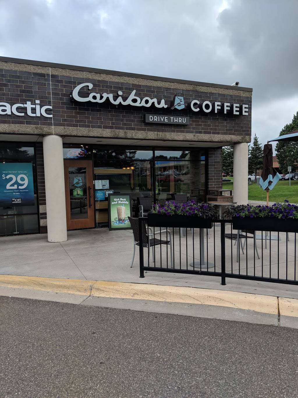Caribou Coffee | cafe | 1380 Duckwood Dr #101, Eagan, MN 55123, USA | 6519948950 OR +1 651-994-8950