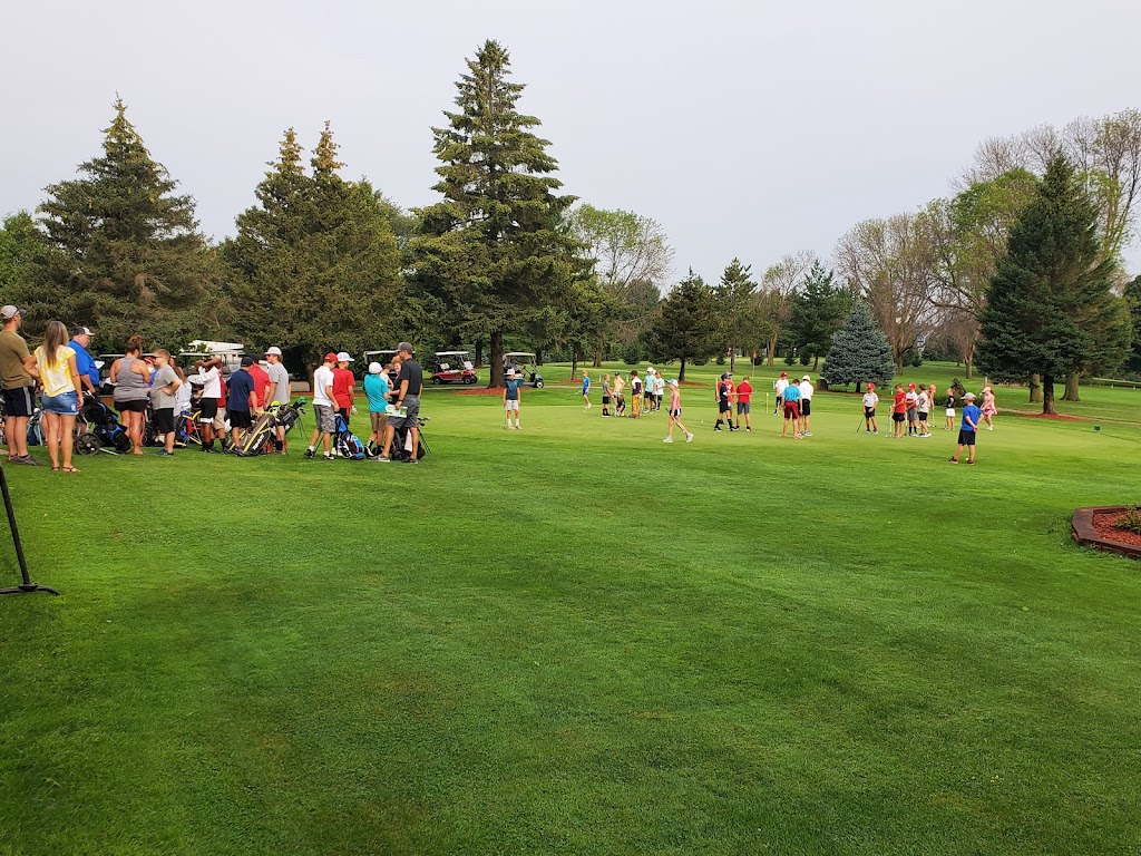 Platteville Golf - Country Club Bar & Restaurant | restaurant | 6729 N Water St, Platteville, WI 53818, USA | 6083484653 OR +1 608-348-4653