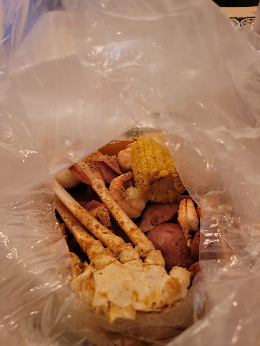 Hungry Crab | restaurant | 114 Golden Isles Plaza, Brunswick, GA 31520, USA | 9124563037 OR +1 912-456-3037