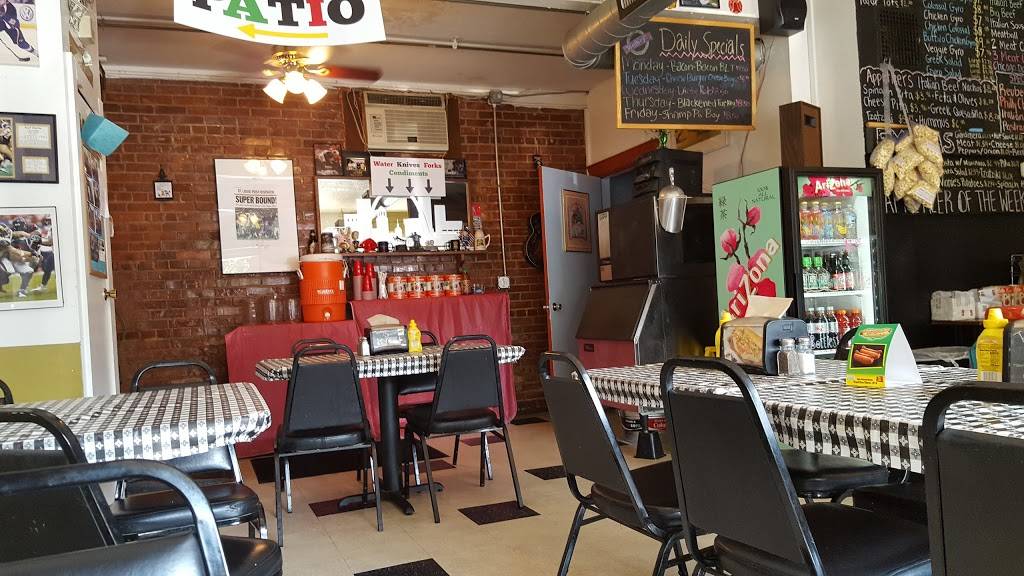 Vinnies Italian Beef & Gyros | restaurant | 3208 Ivanhoe Ave, St. Louis, MO 63139, USA | 3146447007 OR +1 314-644-7007