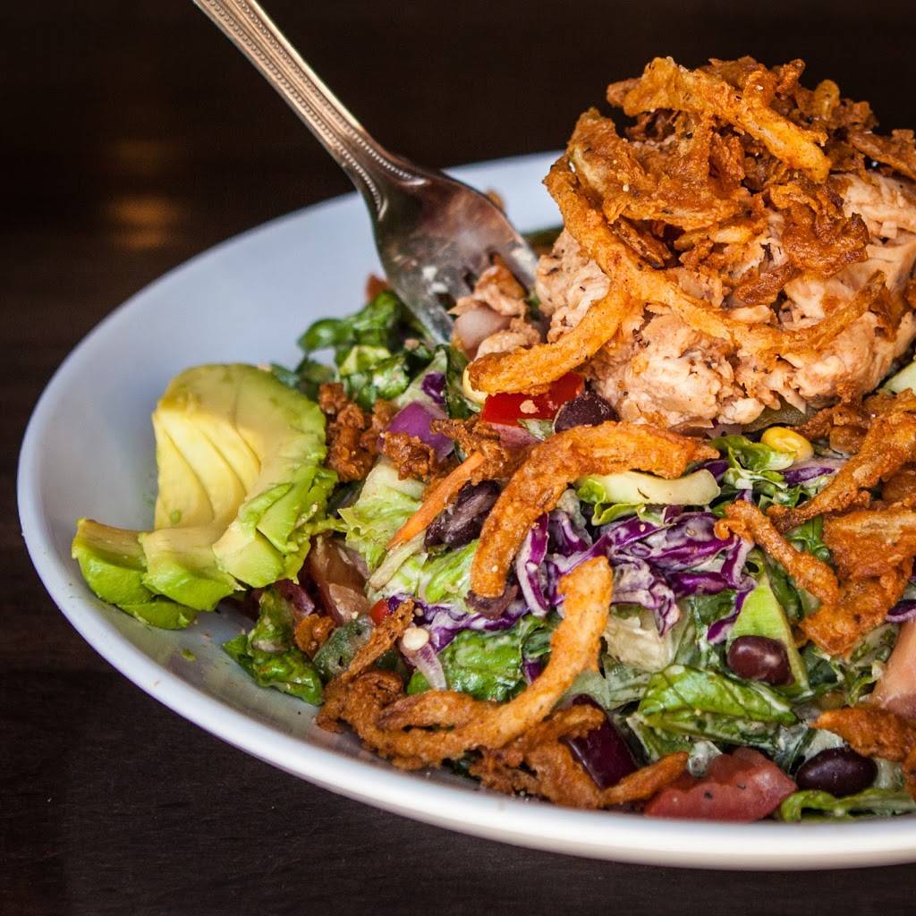 Bad Daddys Burger Bar | restaurant | 1924 Gunbarrel Rd Ste 104, Chattanooga, TN 37421, USA | 4234755948 OR +1 423-475-5948