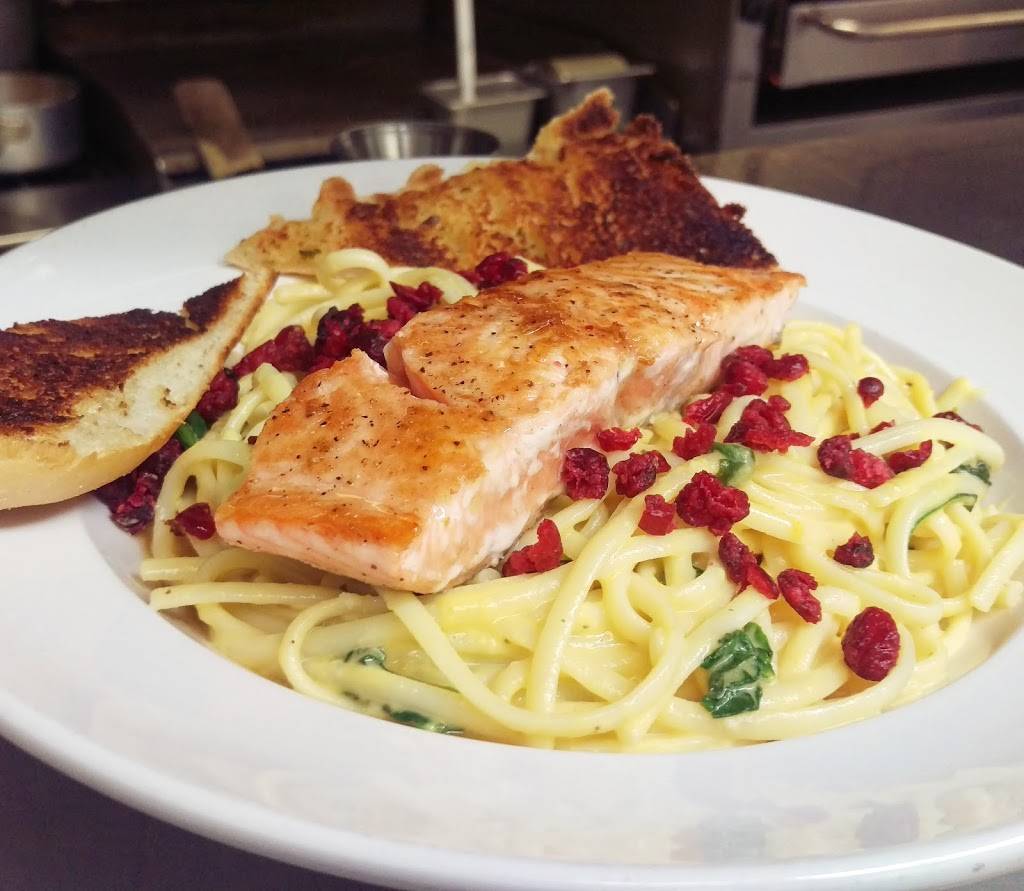 Beechies Place | restaurant | 400 West Pike Street, Meadowlands, PA 15347, USA | 7242227079 OR +1 724-222-7079