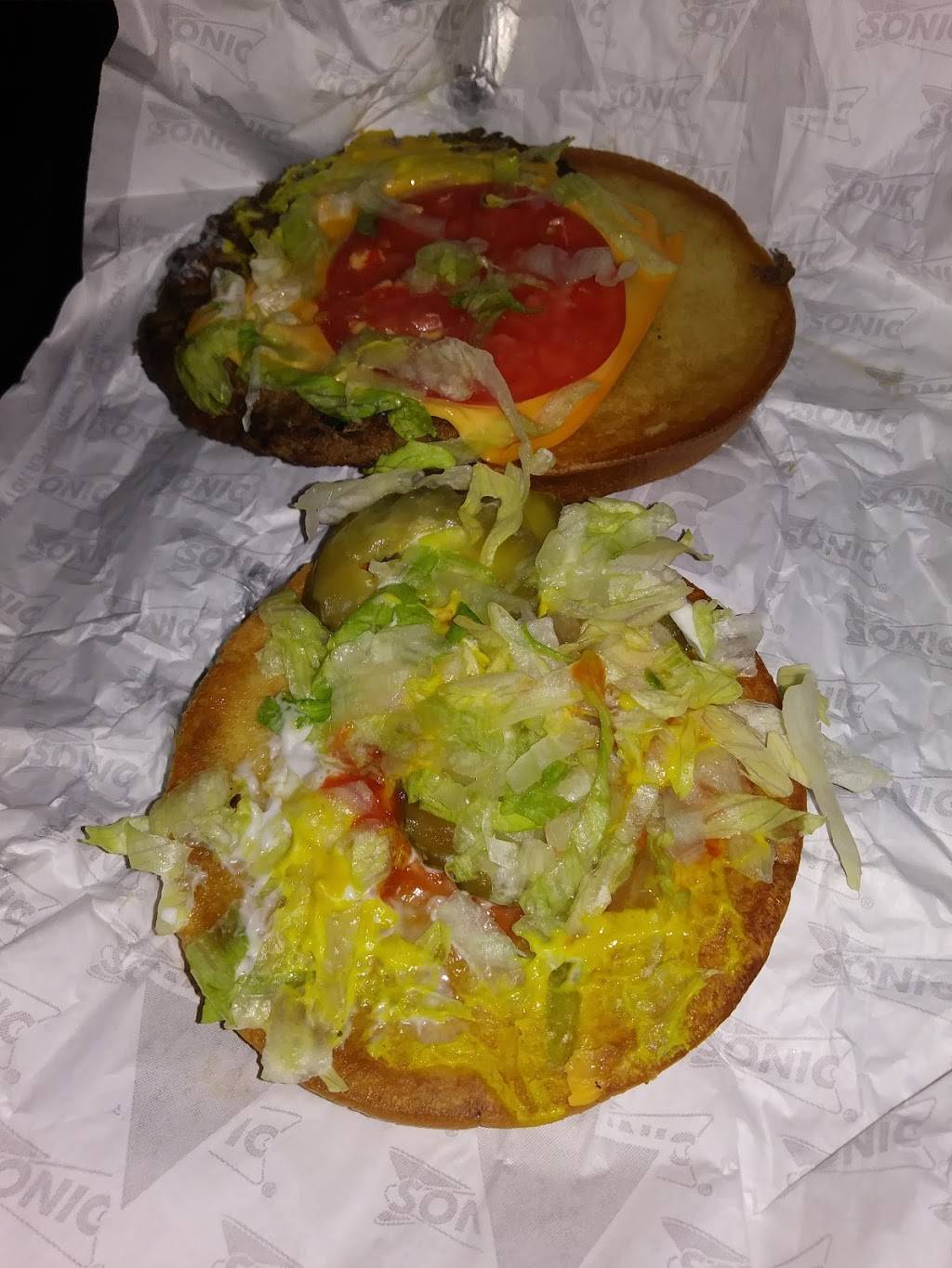 Sonic Drive-In | restaurant | 4305 Chambers Rd, Denver, CO 80239, USA | 3033710774 OR +1 303-371-0774