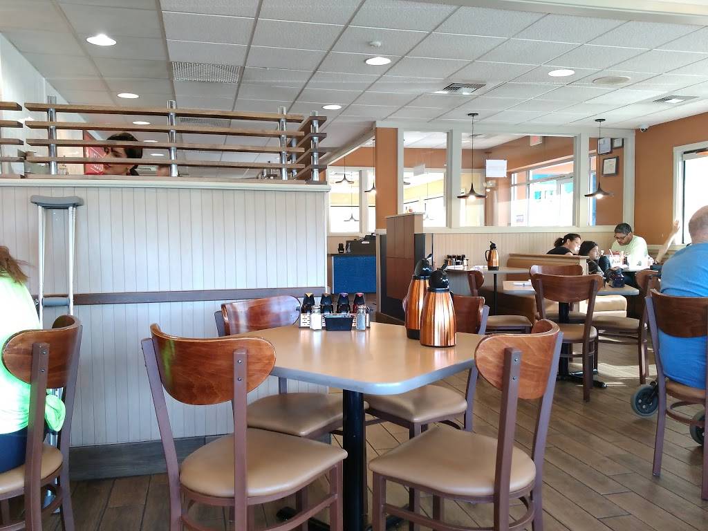IHOP | bakery | 10150 N McCarran Blvd, Reno, NV 89503, USA | 7757877700 OR +1 775-787-7700