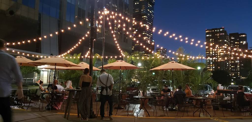 Lokal Eatery & Bar | restaurant | 2 2nd St, Jersey City, NJ 07302, USA | 2012226800 OR +1 201-222-6800