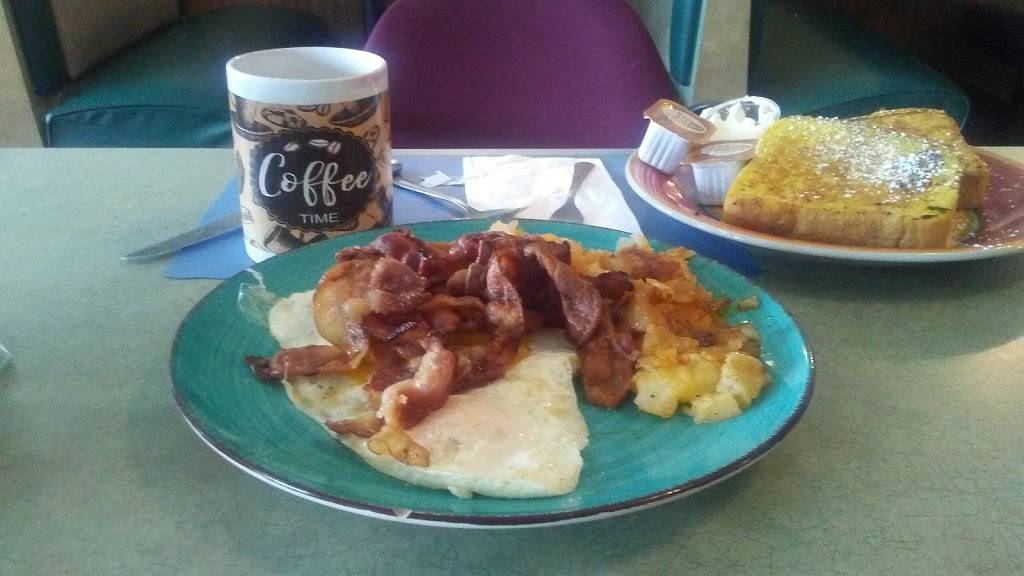 Wall Country Kitchen | restaurant | 2510 Belmar Blvd I-5, Belmar, NJ 07719, USA | 7326812302 OR +1 732-681-2302