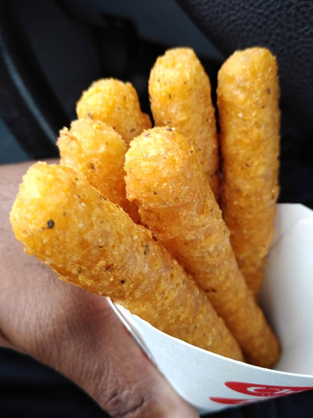 Checkers | restaurant | 23815 Van Dyke Ave, Center Line, MI 48015, USA | 5867546444 OR +1 586-754-6444