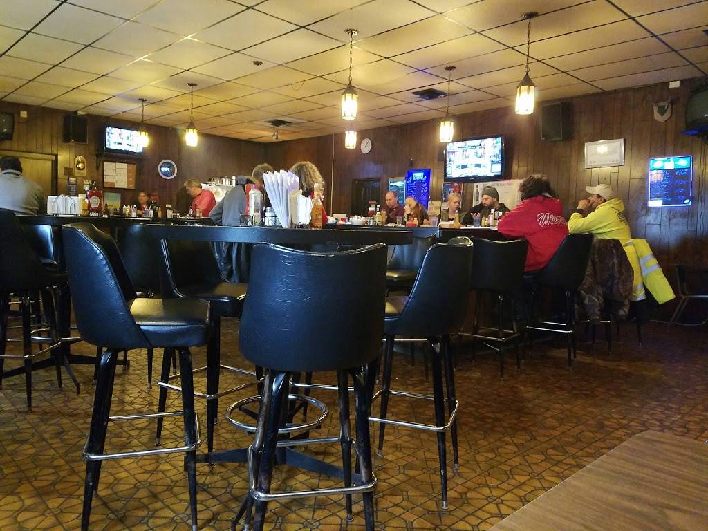 Brothers Three Bar & Grill | restaurant | 614 N Fair Oaks Ave, Madison, WI 53714, USA | 6082446818 OR +1 608-244-6818