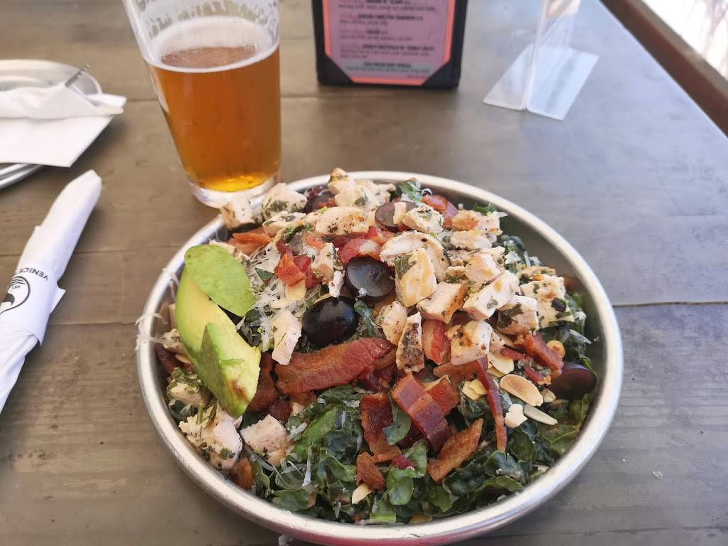 The Venice Whaler | restaurant | 10 Washington Blvd, Venice, CA 90292, USA | 3108218737 OR +1 310-821-8737