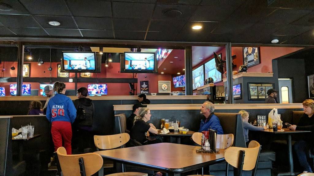 Buffalo Wild Wings | meal takeaway | 9996 Mountain View Dr, West Mifflin, PA 15122, USA | 4126533460 OR +1 412-653-3460