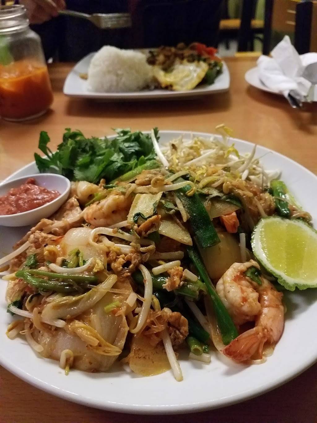 Banh Somtum | restaurant | 13420 TX-249, Houston, TX 77086, USA | 8326175803 OR +1 832-617-5803