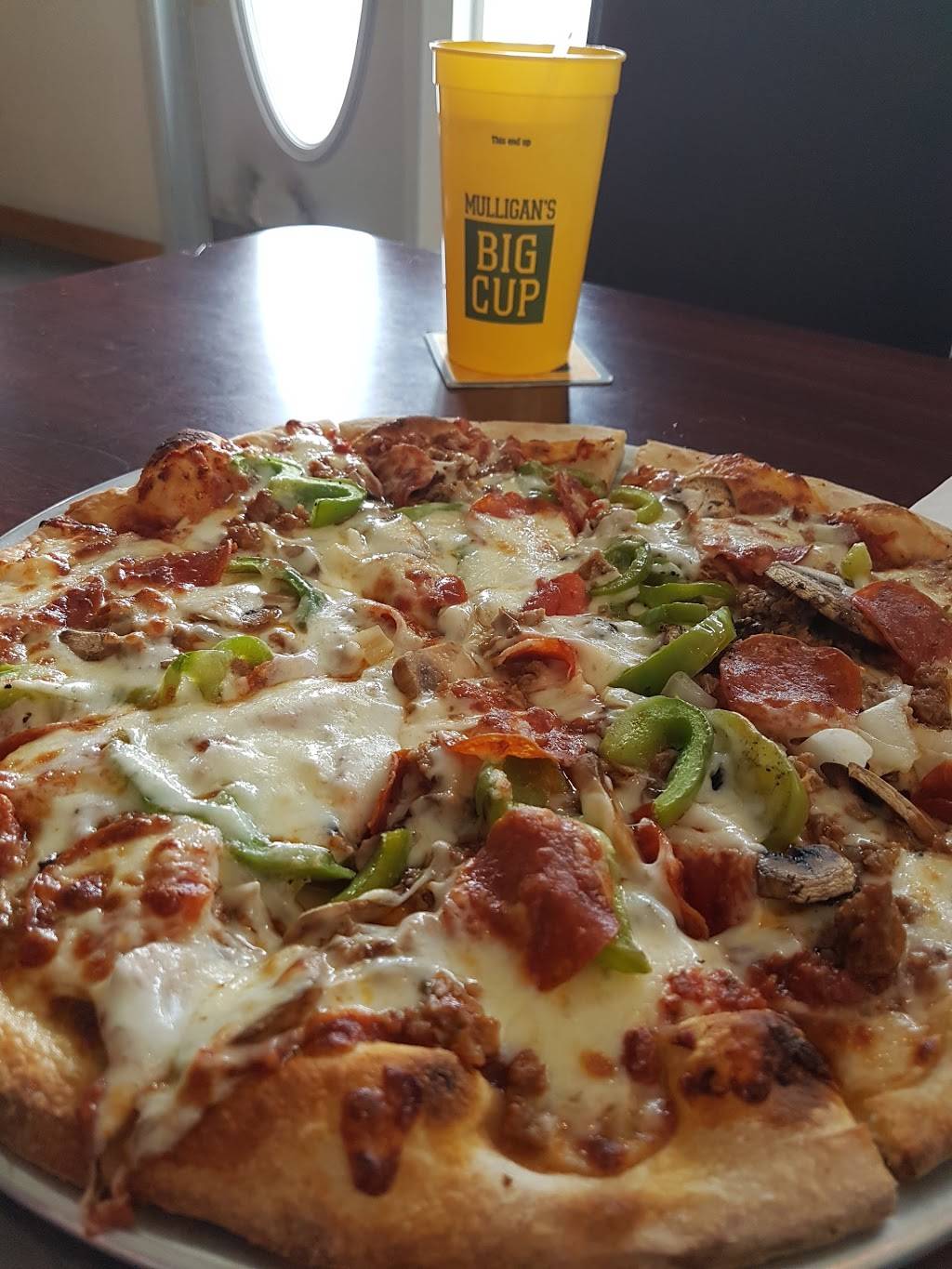 Mulligans Brick Oven Grill & Pub | restaurant | 205 E 18th St, Cedar Falls, IA 50613, USA | 3192773671 OR +1 319-277-3671