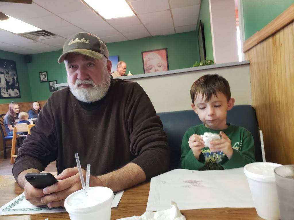 Deans Family Restaurant | restaurant | 6080 N Ridge Rd, Madison, OH 44057, USA | 4404285679 OR +1 440-428-5679