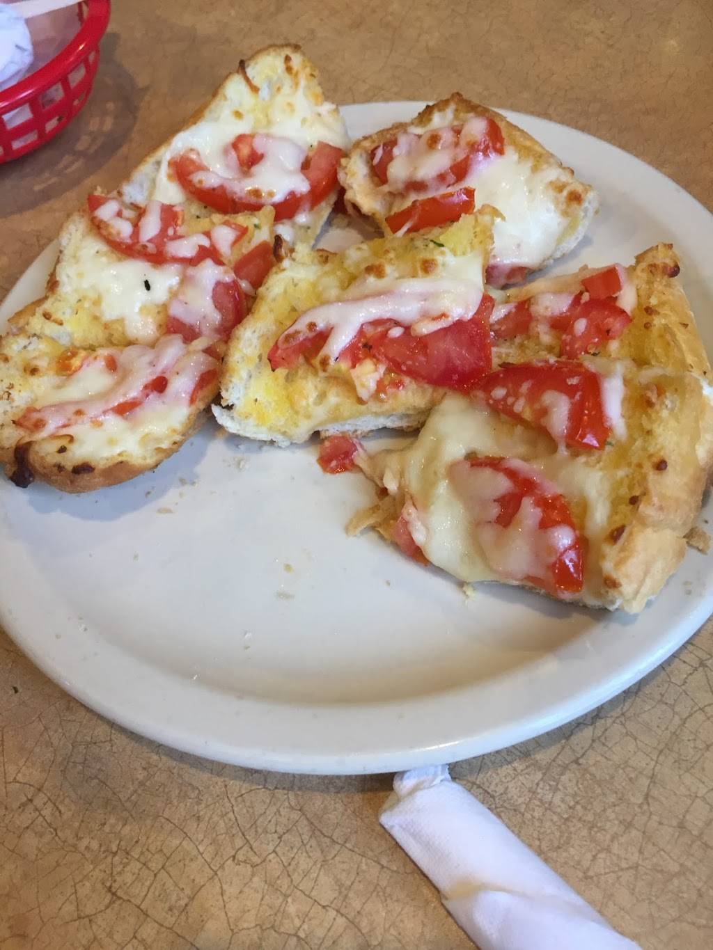 Tuscanys Italian Restaurant | restaurant | 1103 W Upshur Ave, Gladewater, TX 75647, USA | 9038441854 OR +1 903-844-1854