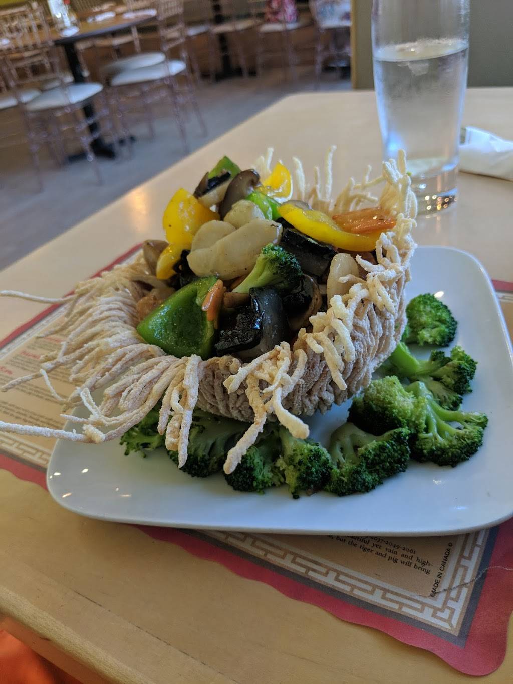 The Garden Asian Vegetarian Cuisine | meal takeaway | 2156 Wyandotte St W, Windsor, ON N9B 1J9, Canada | 5199155566 OR +1 519-915-5566