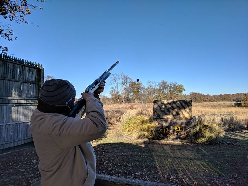 Washington Hunters Oak Country Club | restaurant | 500 Amberly Farm Ln, Queenstown, MD 21658, USA | 4108270800 OR +1 410-827-0800