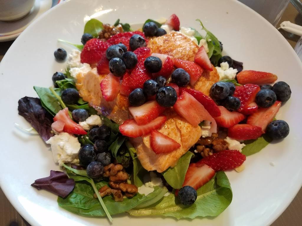 The Classic Diner | restaurant | 117-33 Myrtle Ave, Richmond Hill, NY 11418, USA | 7188477500 OR +1 718-847-7500