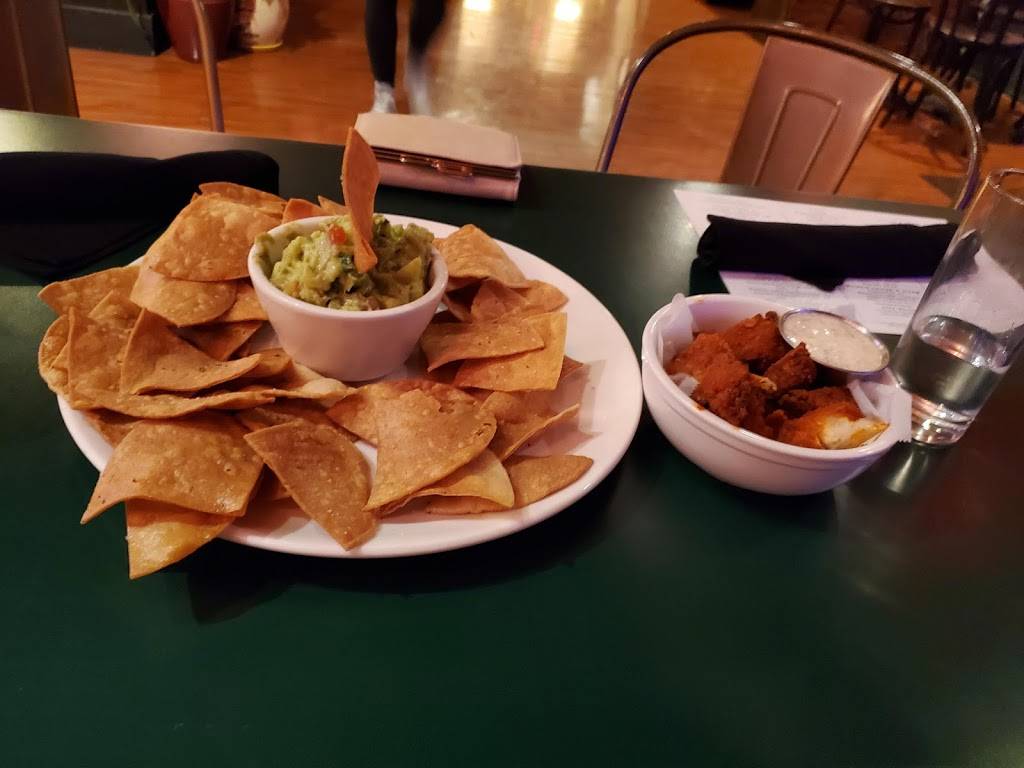 Eloise | restaurant | 255 Shadow Mountain Dr, El Paso, TX 79912, USA | 9155812441 OR +1 915-581-2441