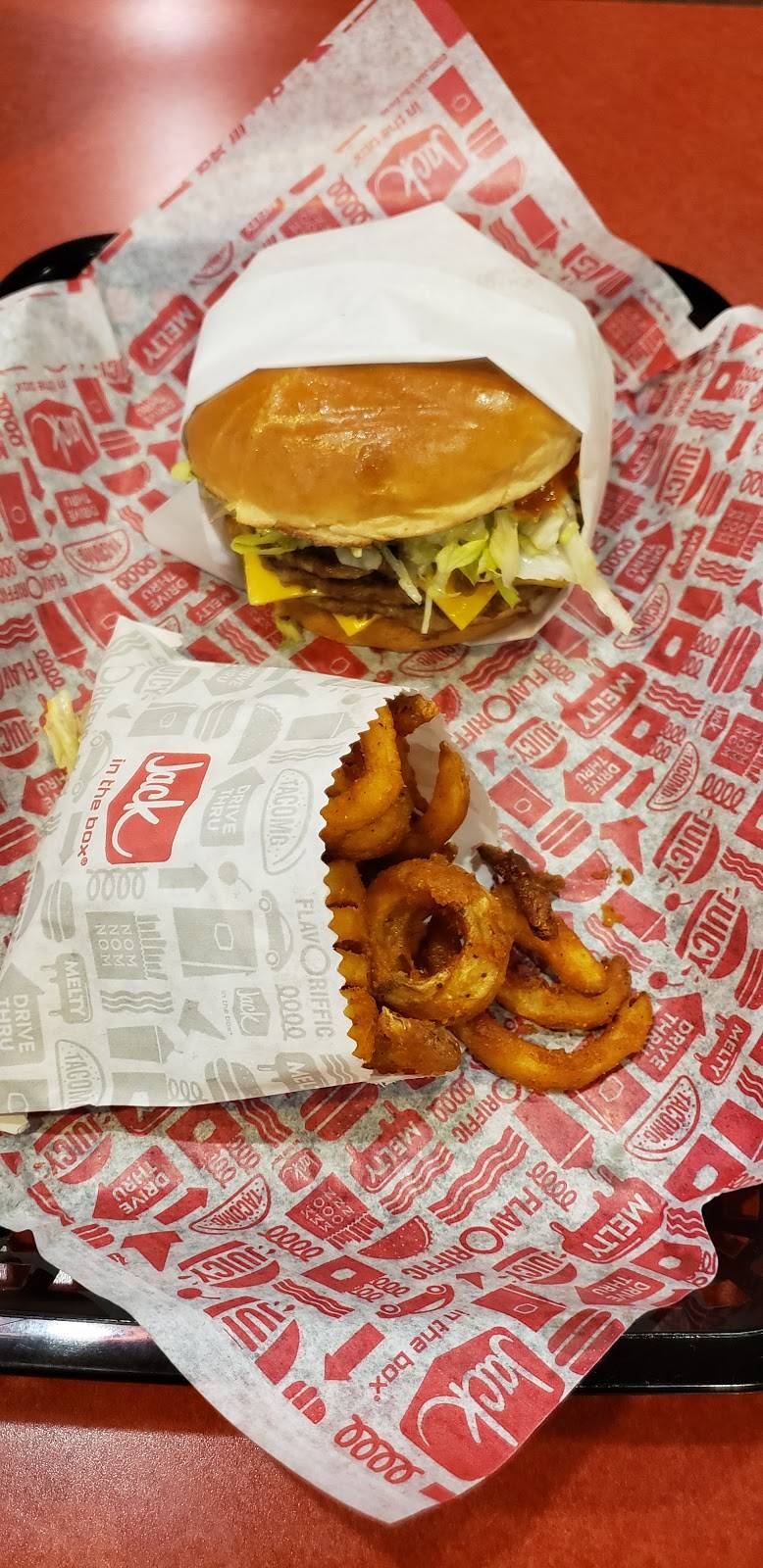 Jack in the Box | restaurant | 4550 San Felipe St, Houston, TX 77027, USA | 7136265771 OR +1 713-626-5771