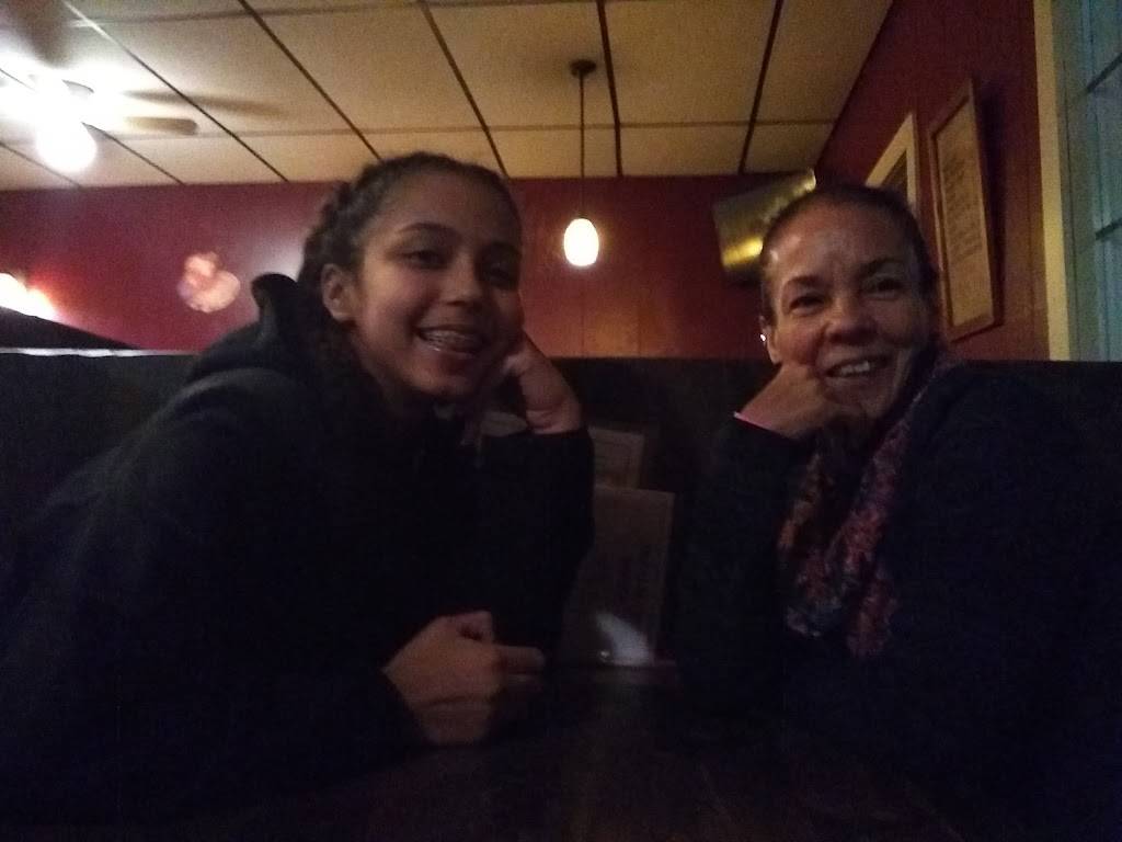 DePalmas Apizza | restaurant | 440 Main St, East Haven, CT 06512, USA | 2034691988 OR +1 203-469-1988