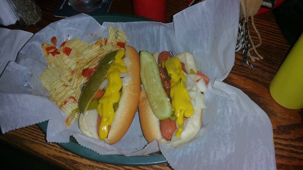 Midcity Cocktail & Supper Club | restaurant | 124 Main St, West Chicago, IL 60185, USA | 6304730245 OR +1 630-473-0245