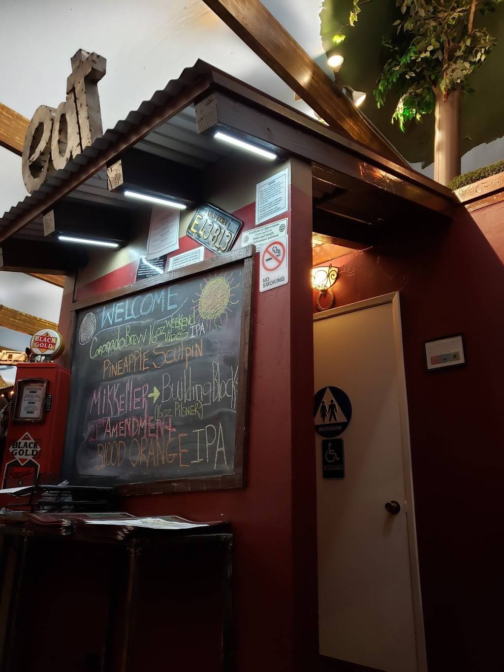 Up the Hill Grill | restaurant | 1270 Main St, Ramona, CA 92065, USA | 7604409365 OR +1 760-440-9365