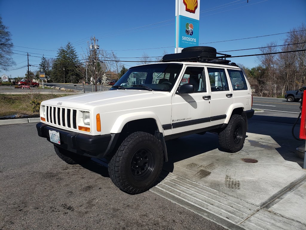 Shell | restaurant | 79 Nooseneck Hill Rd, West Greenwich, RI 02817, USA | 4013928463 OR +1 401-392-8463