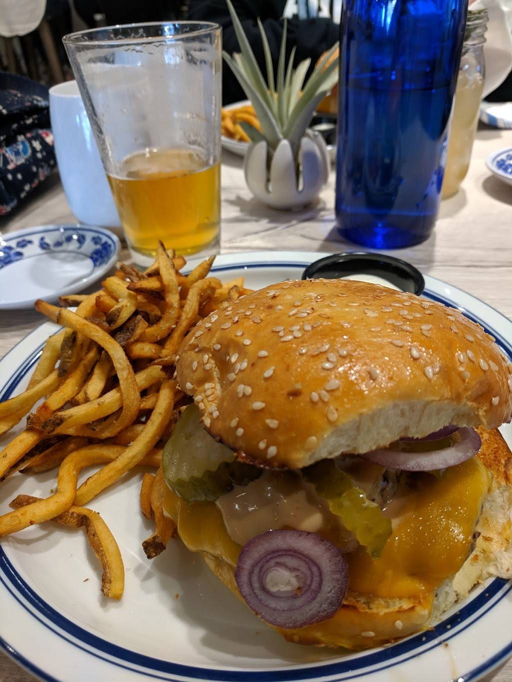 Heidaway | restaurant | 97 Garfield Pkwy, Bethany Beach, DE 19930, USA | 3024026474 OR +1 302-402-6474