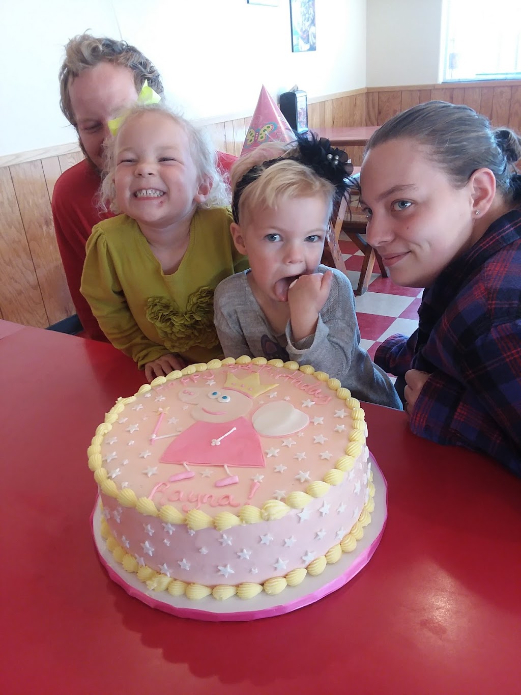 Pizza Factory | restaurant | 6637 Fry St, Bonners Ferry, ID 83805, USA | 2082677771 OR +1 208-267-7771