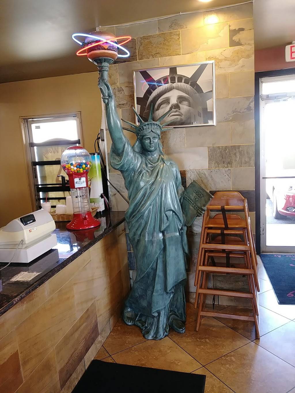 Long Wongs | restaurant | 1272 N Arizona Ave, Chandler, AZ 85225, USA | 4808999788 OR +1 480-899-9788