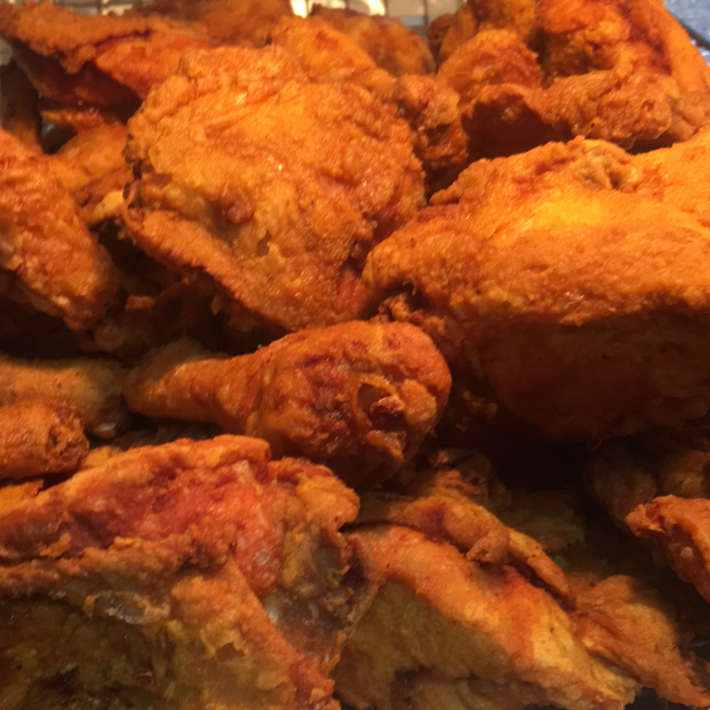Kennedy Fried Chicken | restaurant | 1 Union St, Lynn, MA 01902, USA | 7815844462 OR +1 781-584-4462