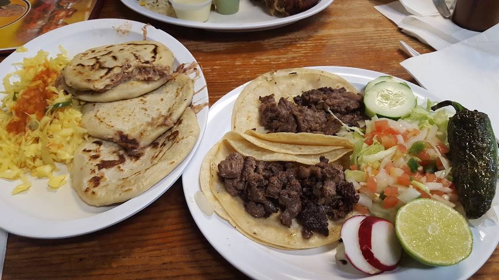 Tipicos Dona Juanita | restaurant | 13199 Occoquan Rd, Woodbridge, VA 22191, USA | 7034903878 OR +1 703-490-3878