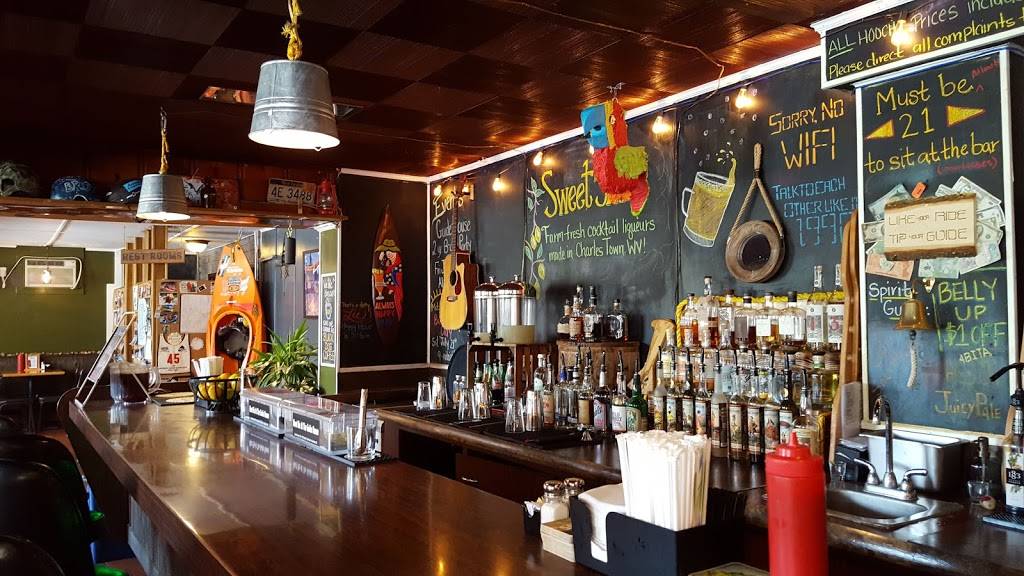 Guide House Grill | restaurant | 19112 Keep Tryst Rd, Knoxville, MD 21758, USA | 3016553663 OR +1 301-655-3663