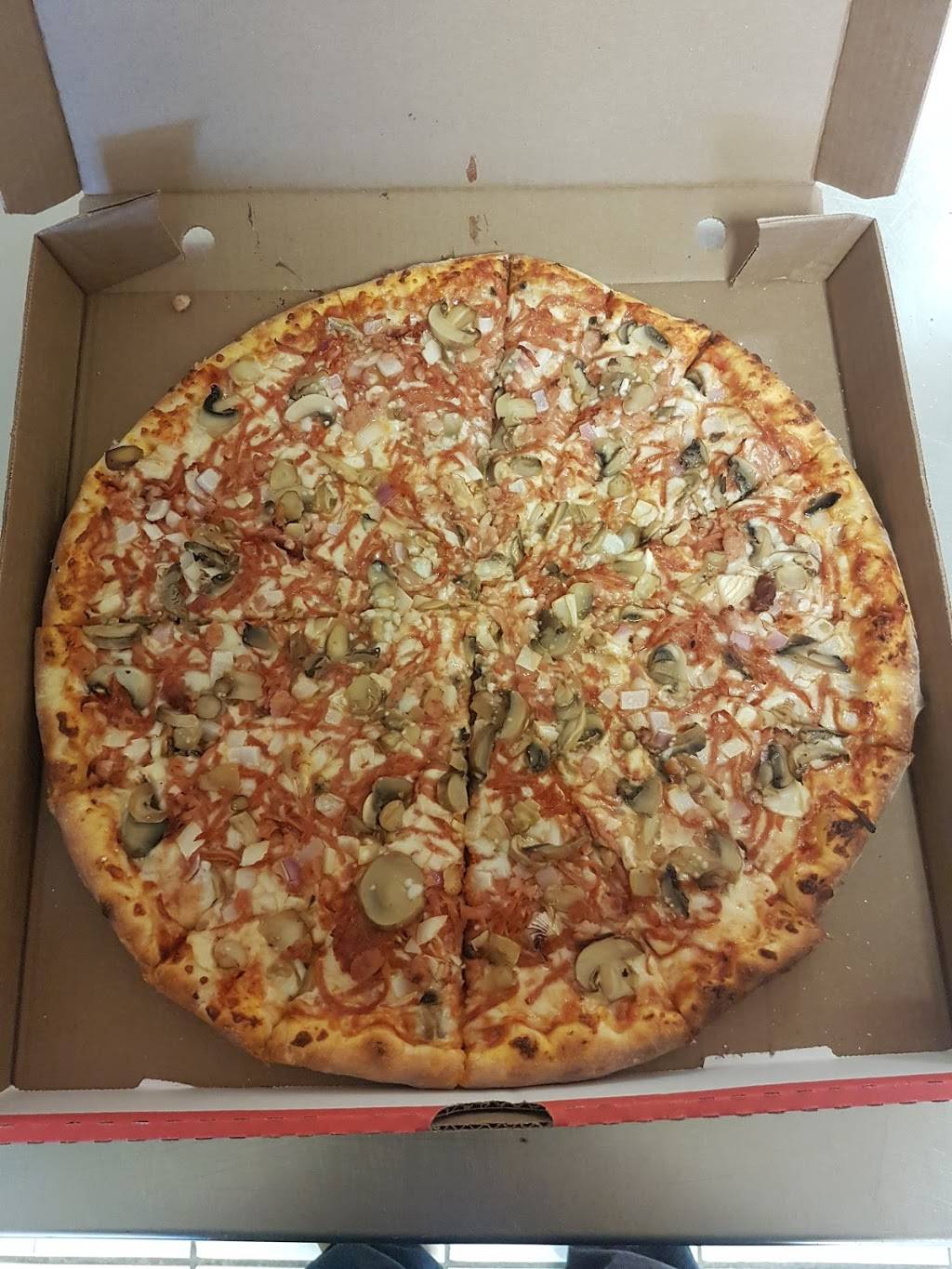 Capri Pizzeria | meal takeaway | 568 Notre Dame St, Belle River, ON N0R 1A0, Canada | 5197282221 OR +1 519-728-2221