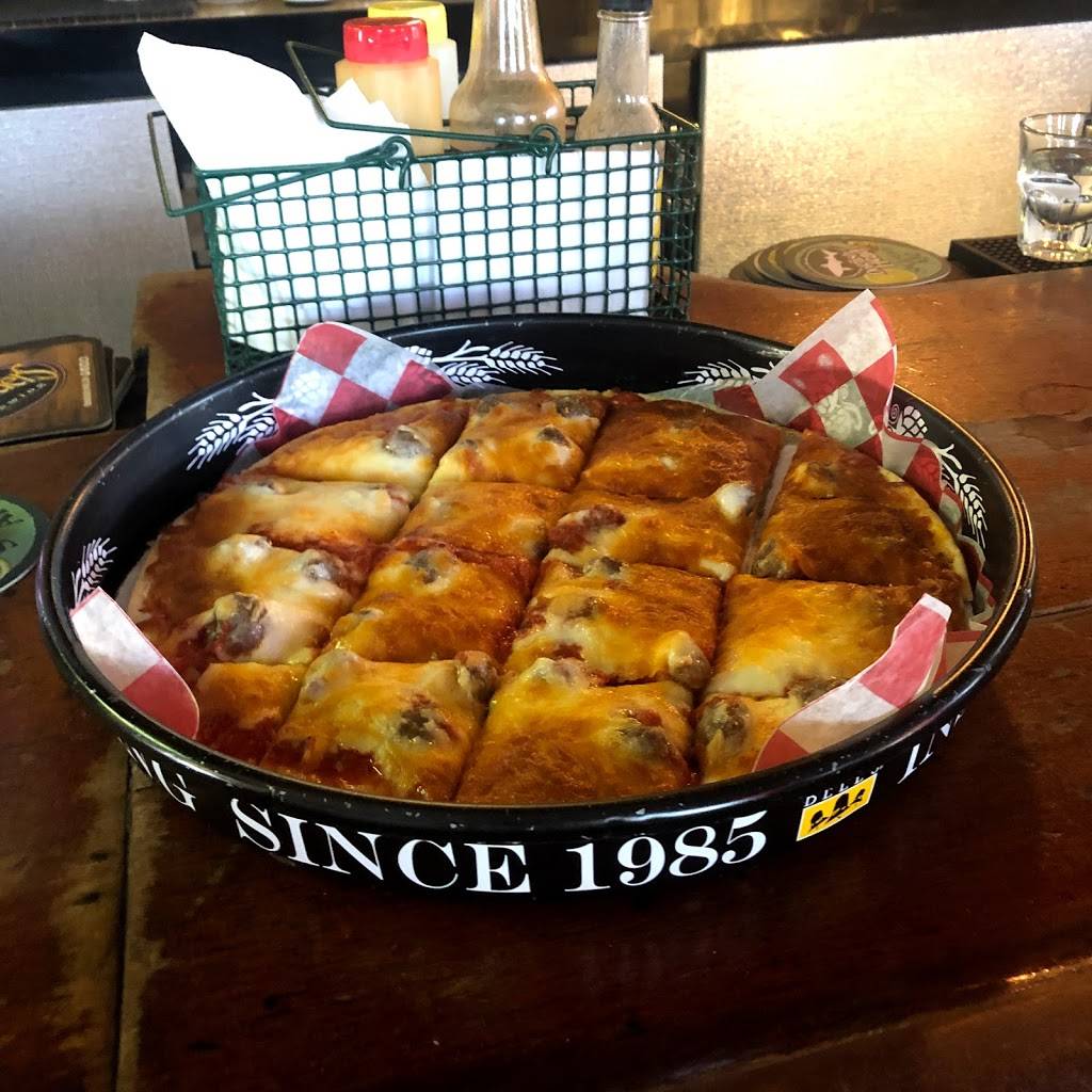 Grumpys Bar | restaurant | 2200 4th St NE, Minneapolis, MN 55418, USA | 6127897429 OR +1 612-789-7429