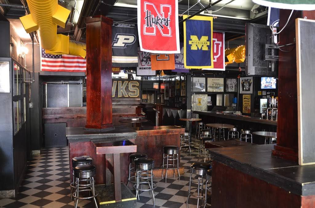 Fieldhouse Iowa City | restaurant | 118 S Dubuque St, Iowa City, IA 52240, USA | 3193415872 OR +1 319-341-5872