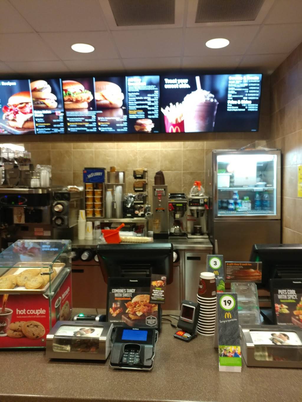 McDonalds | cafe | 1425 E W 2nd St, Franklin, OH 45005, USA | 9377040411 OR +1 937-704-0411