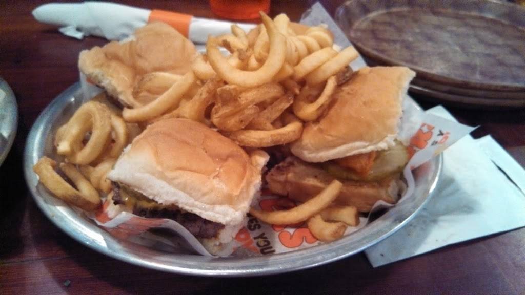 Hooters | restaurant | 1423 Riverchase Blvd, Rock Hill, SC 29732, USA | 8039804300 OR +1 803-980-4300