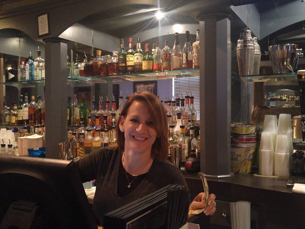 Shakers Bar and Grill | restaurant | 1010, 4520 Belmont Ave, Youngstown, OH 44505, USA | 3307590465 OR +1 330-759-0465