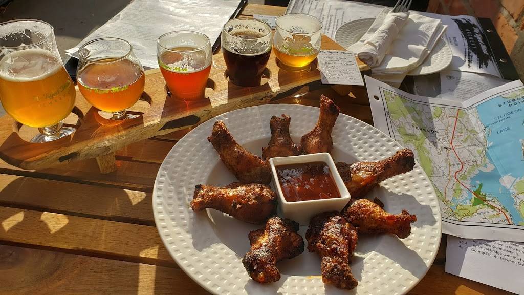 Pie Eyed Monk Brewery | restaurant | 8 Cambridge St N, Lindsay, ON K9V 4C3, Canada | 7052122200 OR +1 705-212-2200