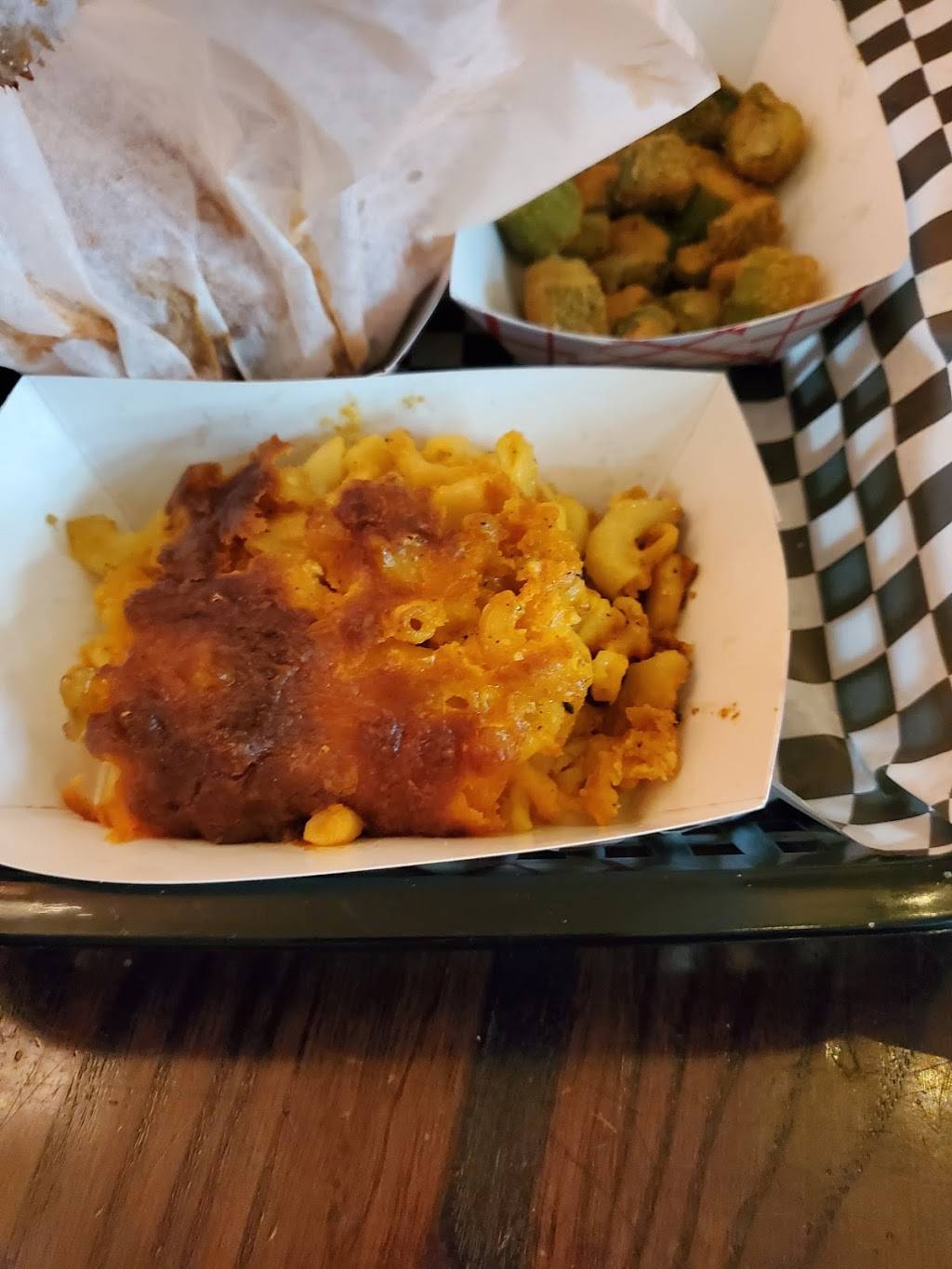 Carrie-Bos | restaurant | 568 Macon St, McDonough, GA 30253, USA | 6782727714 OR +1 678-272-7714