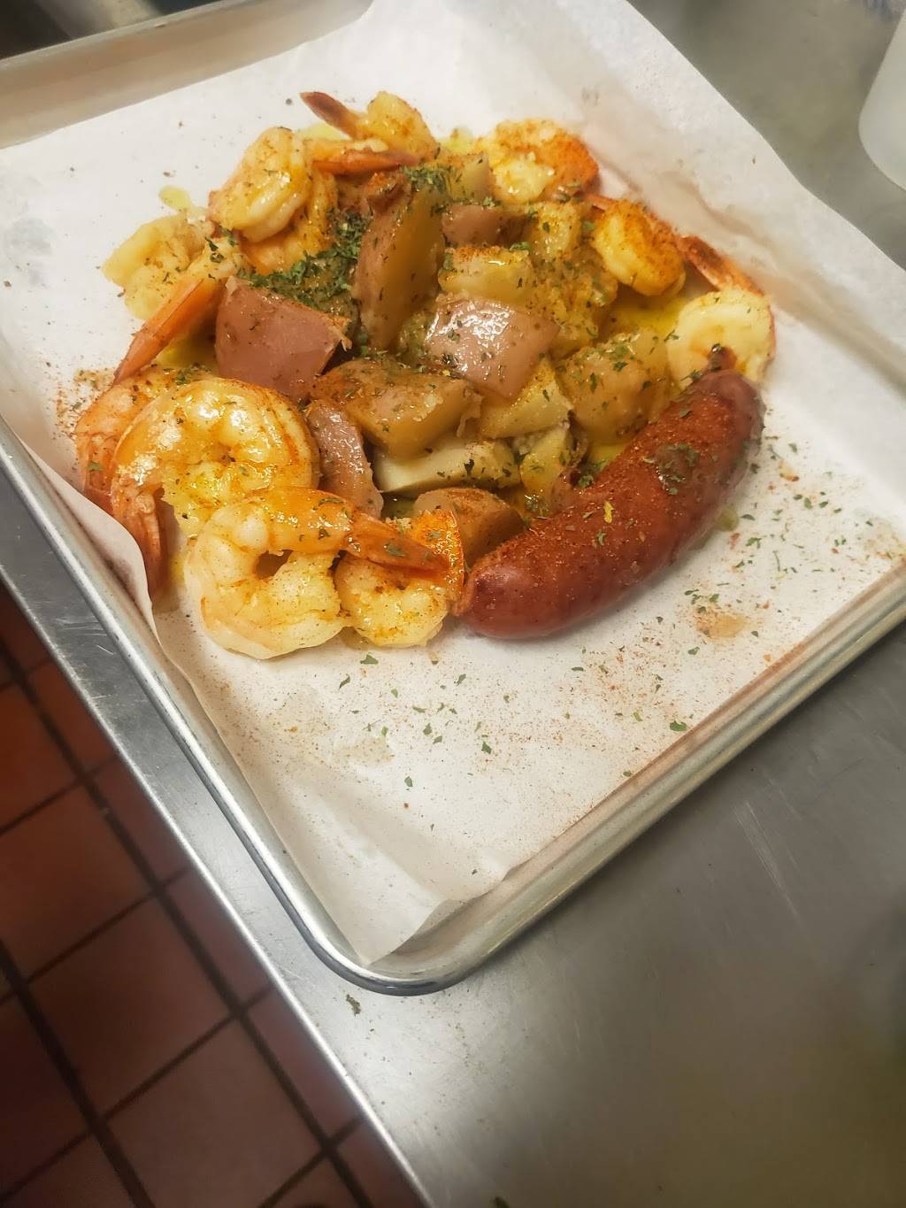 Krab Kingz Ft. Worth | restaurant | 6901 Wichita St, Forest Hill, TX 76140, USA | 8173933393 OR +1 817-393-3393