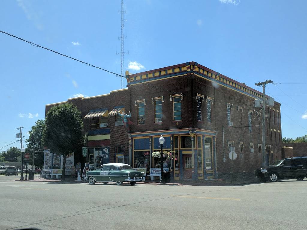 Bills BBQ | restaurant | 1215 E 8th St, Metropolis, IL 62960, USA | 6185242503 OR +1 618-524-2503