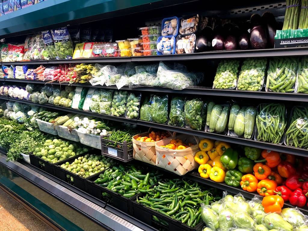 Uptownfruitmarket | restaurant | 1431 Dickerson Pike, Nashville, TN 37207, USA | 6158913639 OR +1 615-891-3639