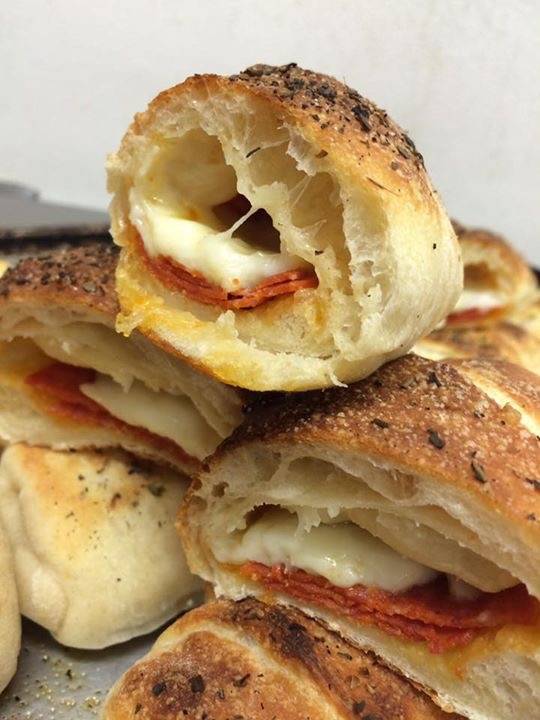 Arte Pizzeria | meal takeaway | 1467 W Eisenhower Blvd, Loveland, CO 80537, USA | 9706699000 OR +1 970-669-9000