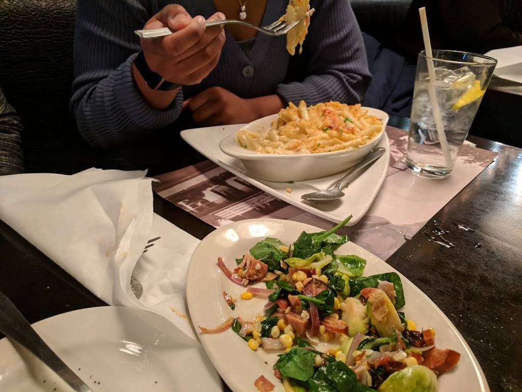 Kruse & Muer on Woodward | restaurant | 28028 Woodward Ave, Royal Oak, MI 48067, USA | 2489652101 OR +1 248-965-2101