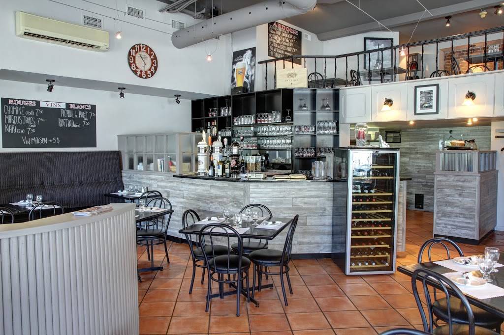 Restaurant La Pointe à Bernard | restaurant | 692 4e rue de la Pointe, Shawinigan, QC G9N 1G8, Canada | 8195375553 OR +1 819-537-5553