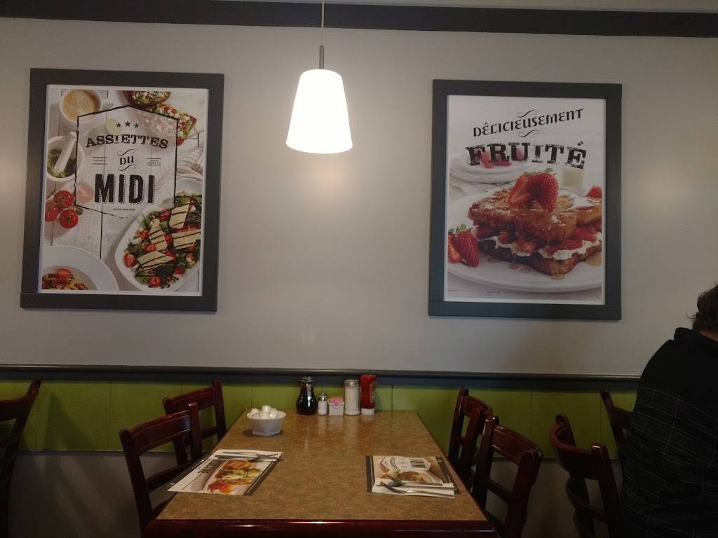 Tutti Frutti déjeuner et diner | restaurant | 1096 Boulevard Moody, Terrebonne, QC J6W 3K9, Canada | 4509613333 OR +1 450-961-3333