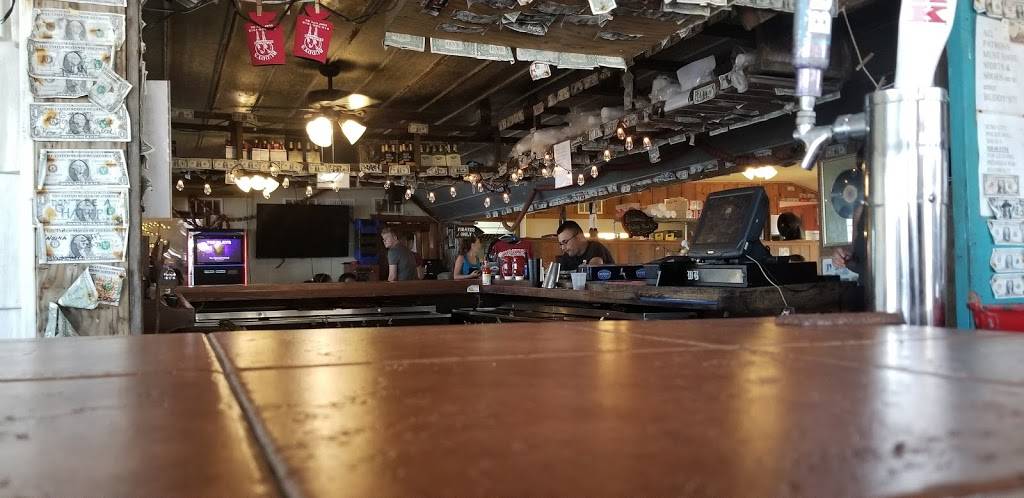 Buddys Crab House & Oyster Bar | restaurant | 101 Roland Ave, Surf City, NC 28445, USA | 9103281515 OR +1 910-328-1515